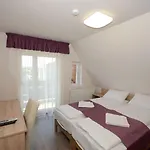 Bed & Breakfast Hevizi Topark Panzio Heviz